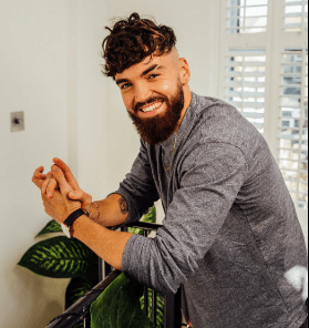 Gaz Oakley Net Worth