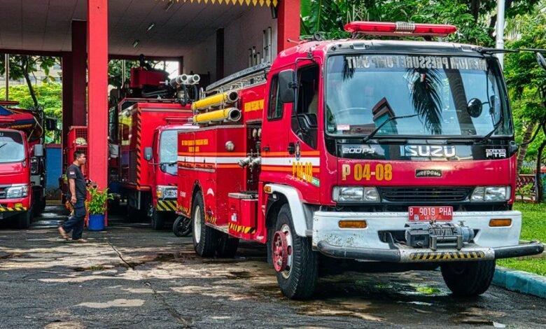 telecommunication contact numbers list