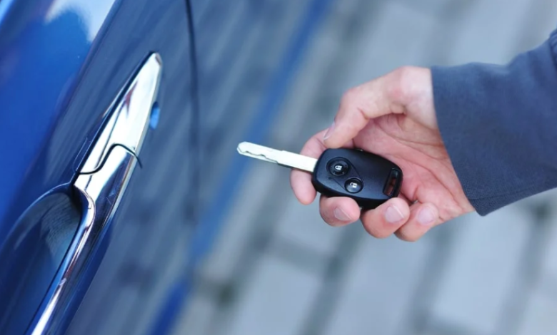 What Houston Drivers Often Get Wrong Before Calling a Car Locksmith Houston
